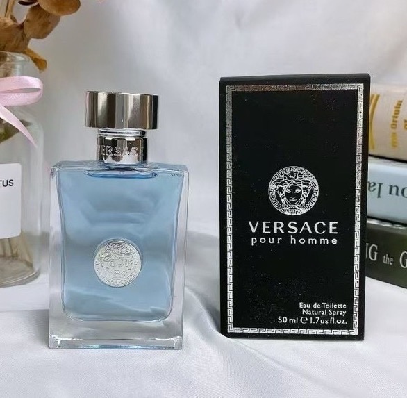 Catalogue product photo — US-206 — Catalogue name: Versace Pour Homme — Capacity shown: 50 ml