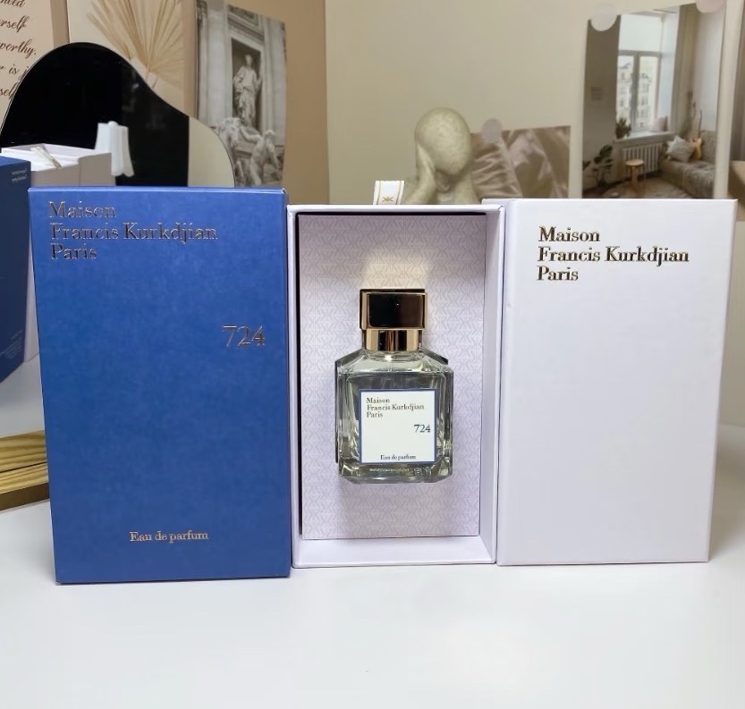 Catalogue product photo — US-213 — Catalogue name: Maison Francis Kurkdjian 724 — Capacity shown: 70 ml