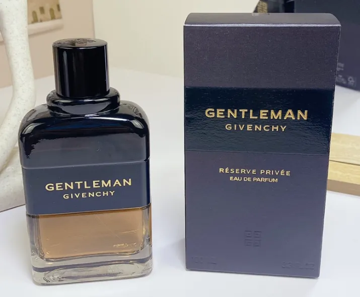 Givenchy Gentleman Réserve Privée EDP — 100ml — US-565 — Catalogue name: Givenchy Gentleman Réserve Privée EDP — Capacity shown: 100ml