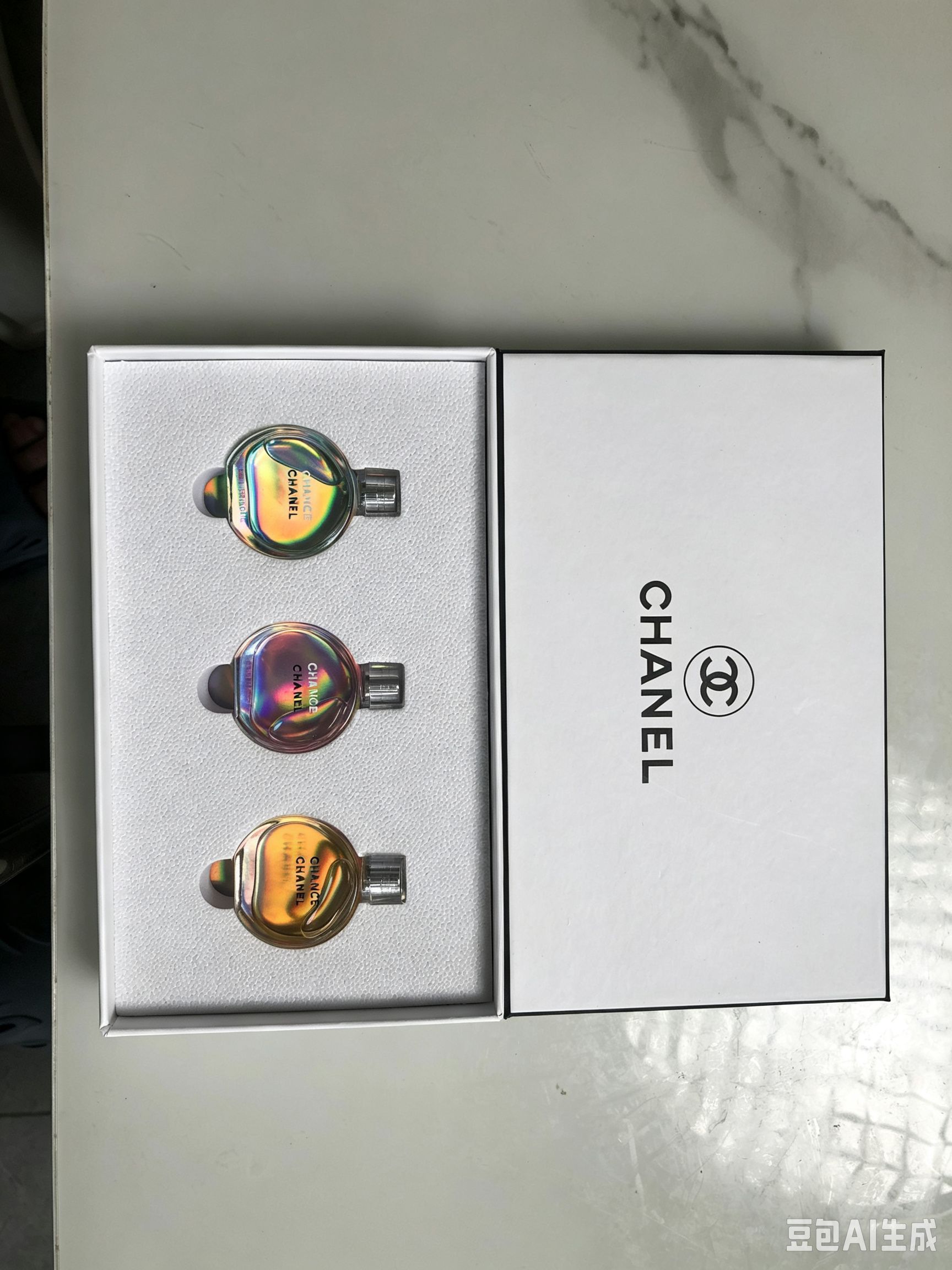Gift-set product photo — US-245 — Catalogue name: Chanel Chance 3-Piece Mini Gift Set — Capacity shown: 5ml × 3