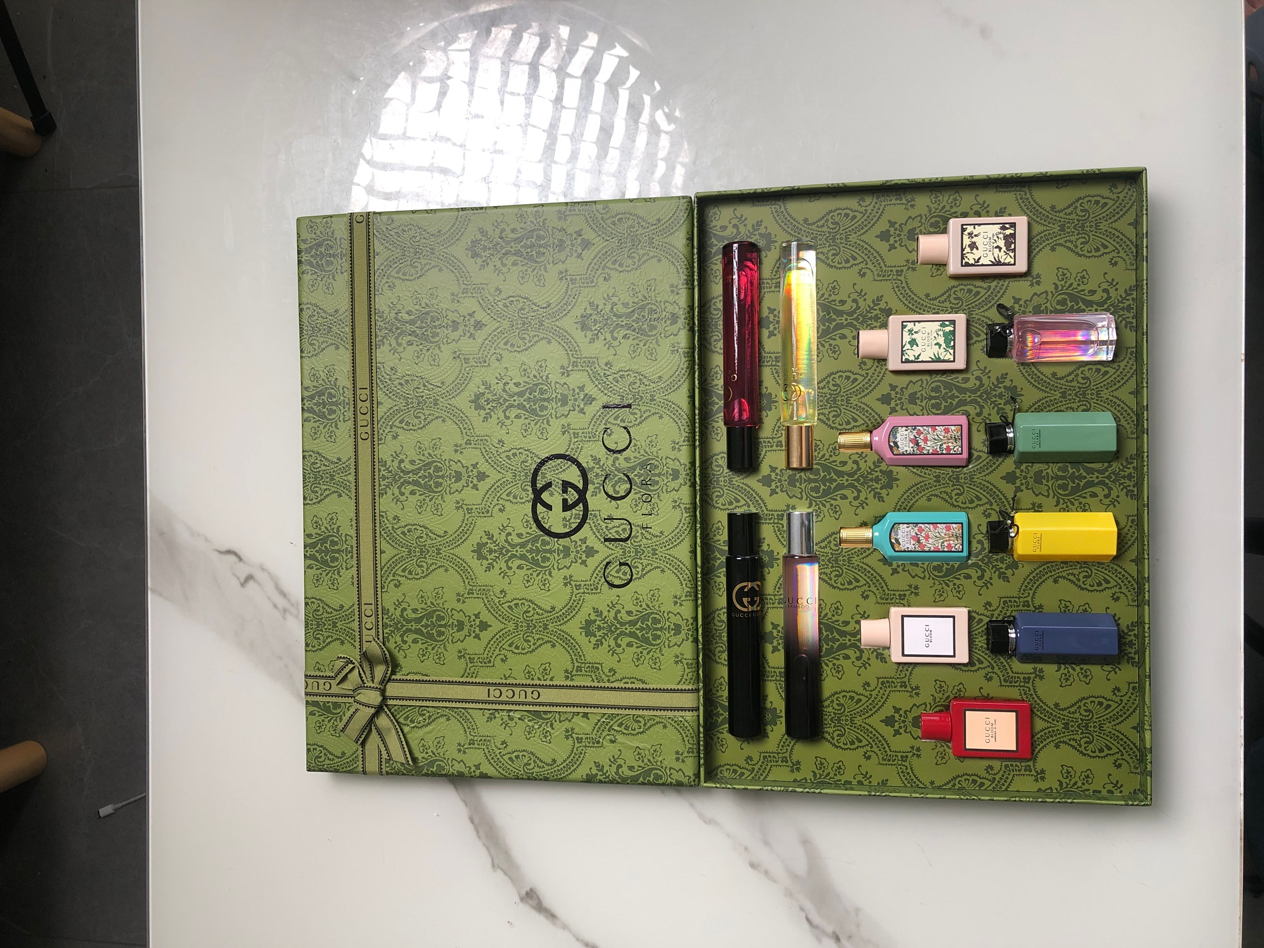 Gift-set product photo — US-259 — Catalogue name: Gucci 14-Piece Mini Perfume Gift Set — Capacity shown: See photos; contents and sizes to confirm